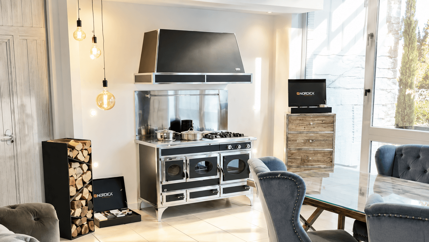 Magasin de cuisinières à bois sur Valence (Drôme Ardèche) : Poêle & Ambiance